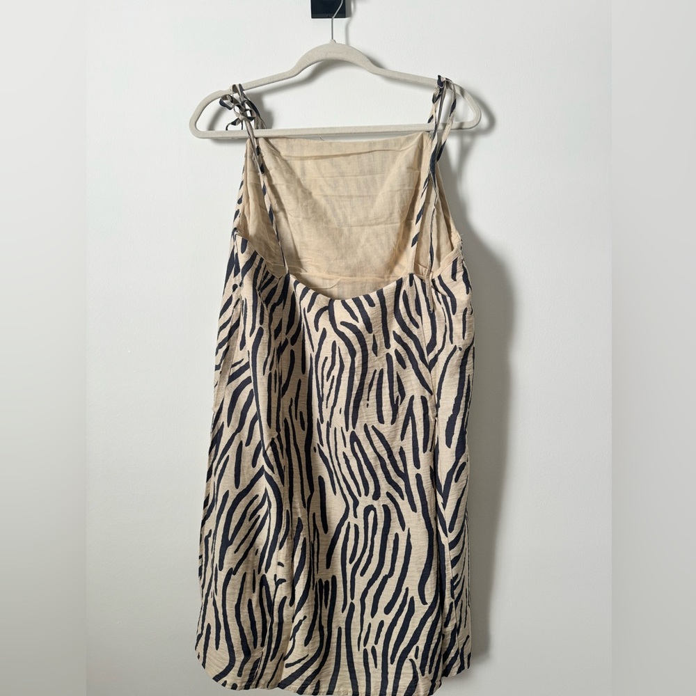 H&M Dress NWT - Picture 4 of 6